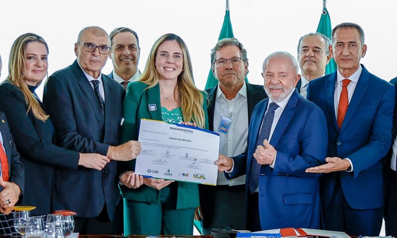 Lula anuncia aporte de R$ 3,6 bilhões para terminar obras da Transnordestina