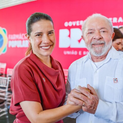 “Eu tenho uma gratidão pelo presidente Lula.A diferença agora é que os investimentos estão acontecendo”, diz Raquel Lyra sobre governo do presidente