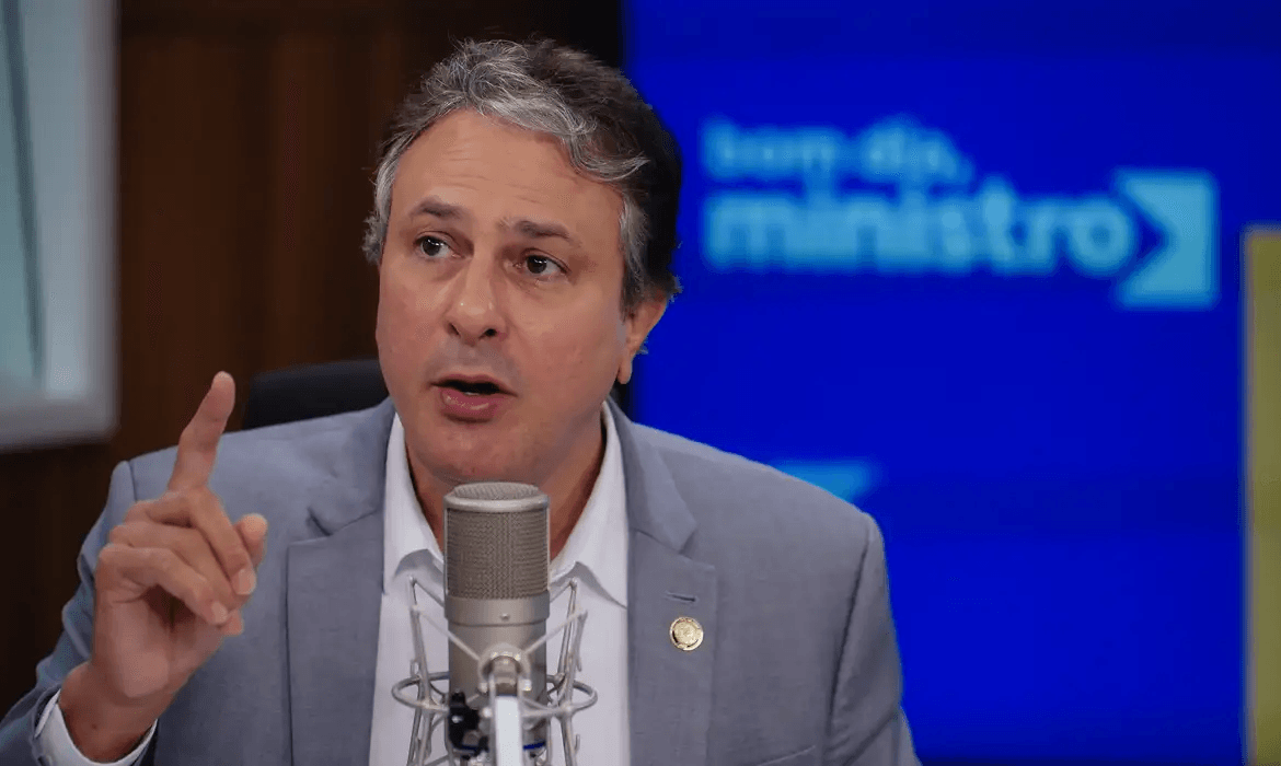 Sai lista de cursos superiores semipresenciais autorizados pelo MEC