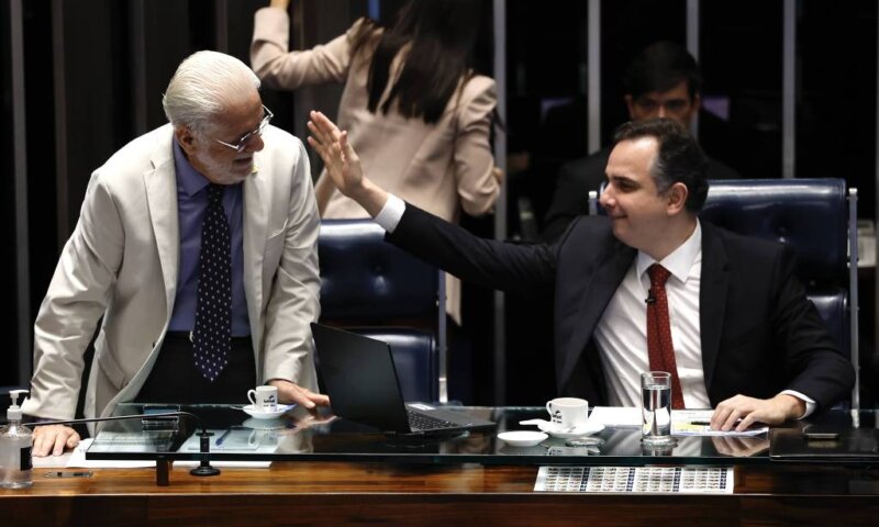 Veja o que muda no salário mínimo, no abono do PIS e no BPC a partir de 2025