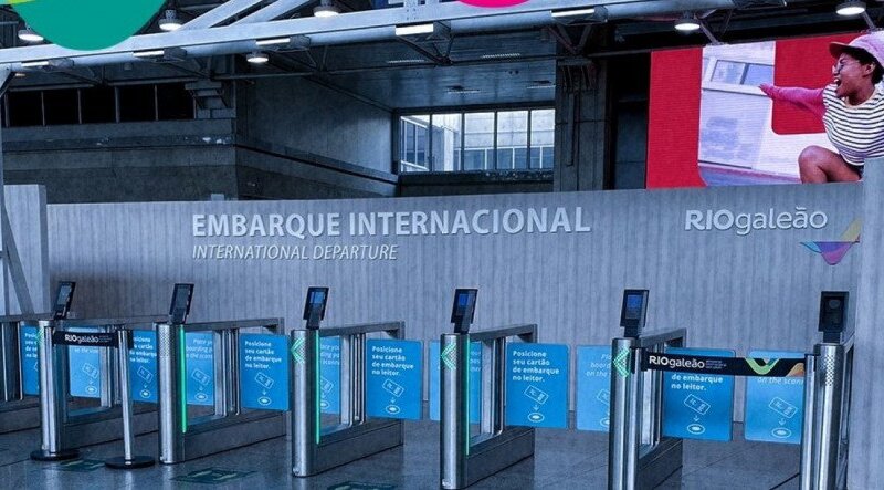 Empresário pernambucano é preso pela Policia Federal após estupro de criança em avião vindo de Miami