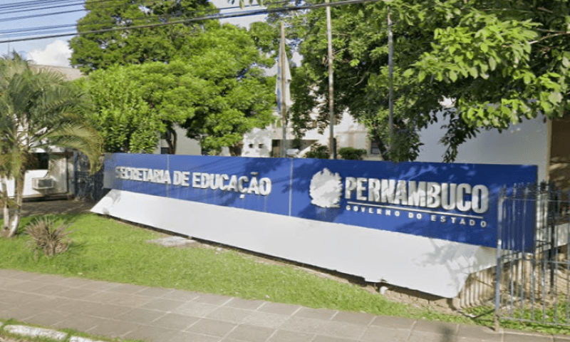 Pernambuco abre 271 vagas na educação: interessados têm mais uma semana para se inscrever