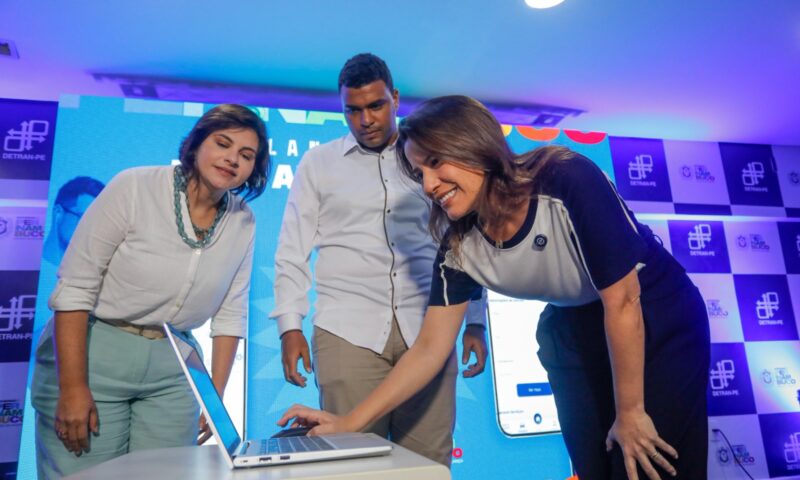 Detran-PE lança novo aplicativo:Renovação da CNH para maiores de 50 agora é online