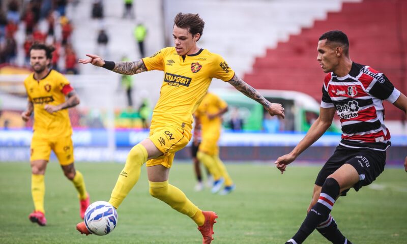 SEM TORCIDA: Sport suspende venda de ingressos para jogo contra o Fortaleza após medida do governo