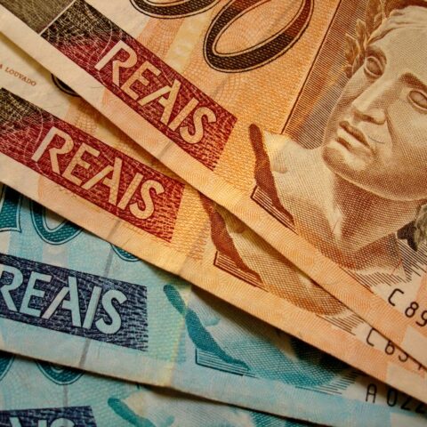 Teto do seguro-desemprego sobe para R$ 2.518,65