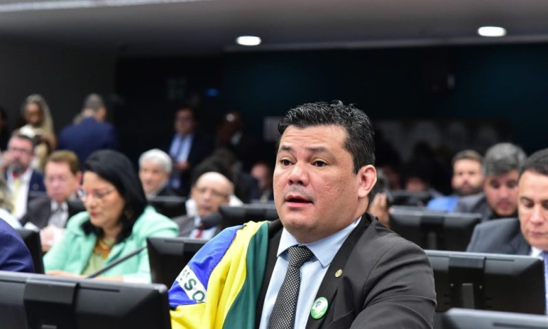 Deputado que pediu morte de Lula tem mandato suspenso pelo Conselho de Ética da Câmara