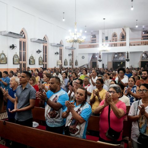 Censo: Número de católicos em Pernambuco é mais do que o dobro do de evangélicos