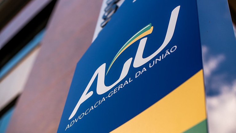 Abertas vagas de processo seletivo nacional para estágio remunerado na AGU