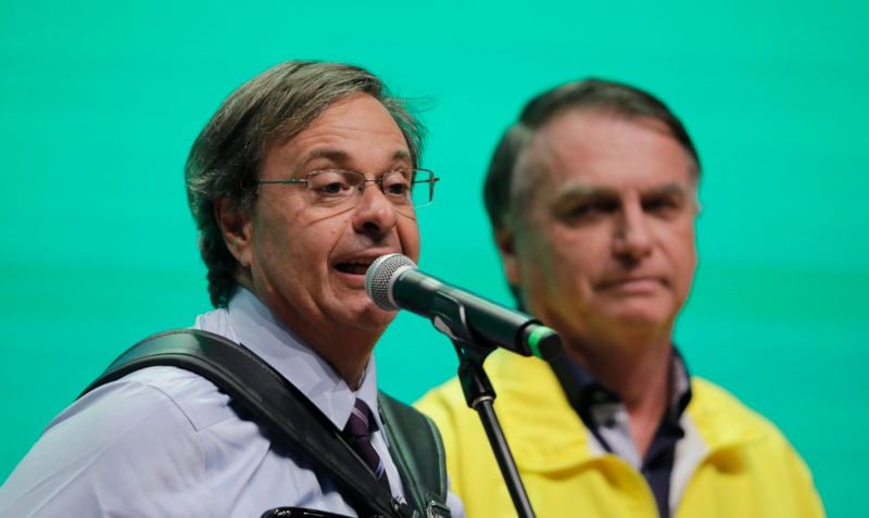 Polícia Federal prende ex-ministro Gilson Machado no Recife