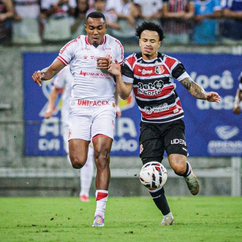 Santa Cruz vence o América-RN e larga em vantagem pelo acesso