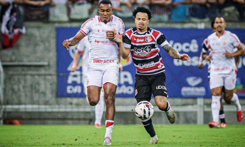 Santa Cruz vence o América-RN e larga em vantagem pelo acesso