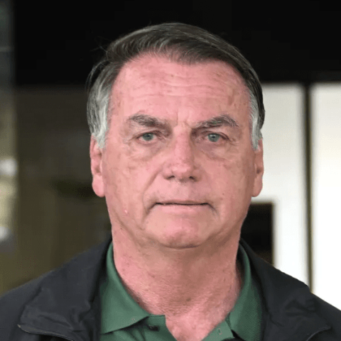 Prisão domiciliar: saiba o que Bolsonaro está proibido de fazer