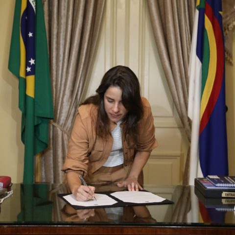 Governadora Raquel Lyra nomeia 197 novos servidores para a Educação