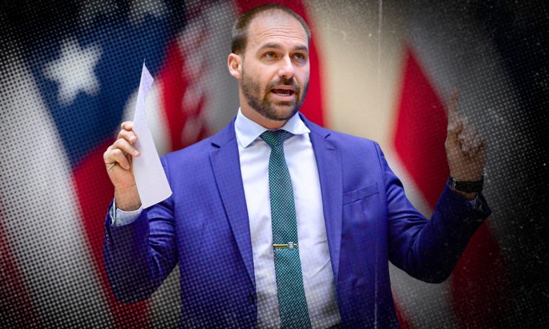 Eduardo Bolsonaro pede a Hugo Motta para exercer mandato dos Estados Unidos e evitar uma cassação por faltas.