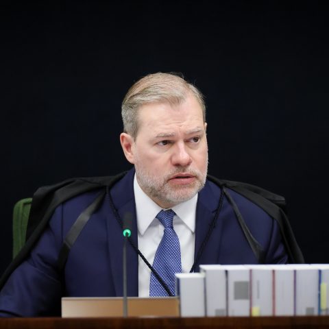 Toffoli suspende o julgamento sobre piso da enfermagem