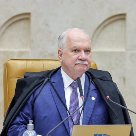 Fachin toma posse na presidência do STF nesta segunda-feira;Moraes será vice-presidente da Corte