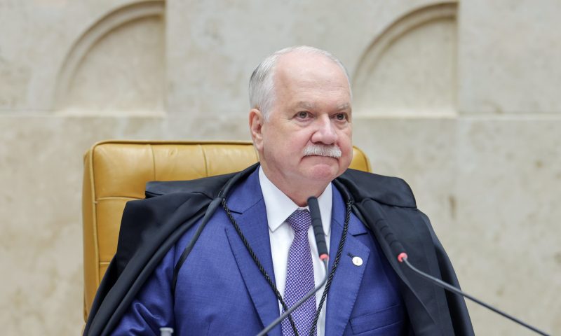 Fachin toma posse na presidência do STF nesta segunda-feira;Moraes será vice-presidente da Corte
