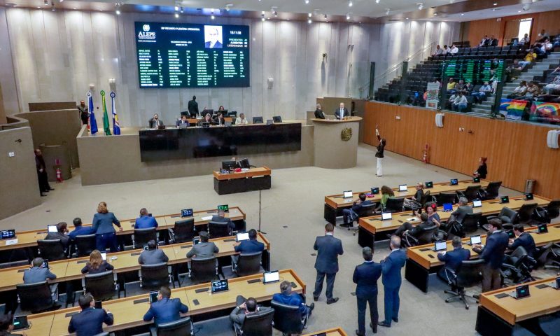 Pedido de empréstimo de R$ 1,5 bilhão do governo Raquel Lyra é aprovado na Alepe