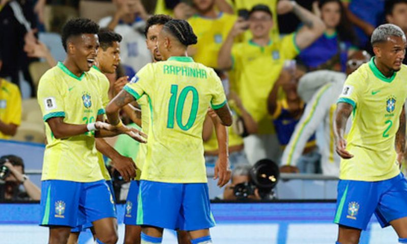 No Maracanã, Brasil deslancha no segundo tempo e vence Chile por 3 a 0