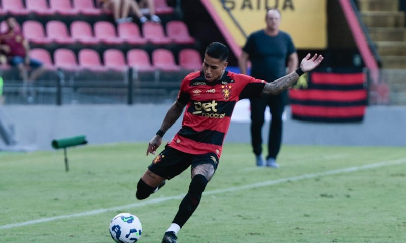 Time que jogou o Mundial de Clubes da Fifa tem interesse na contratação de Matheusinho, do Sport