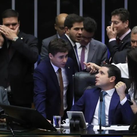 Entre 1988 e 2001 de “blindagem”, Câmara barrou mais de 200 processos permitiu só 1 processo contra deputado