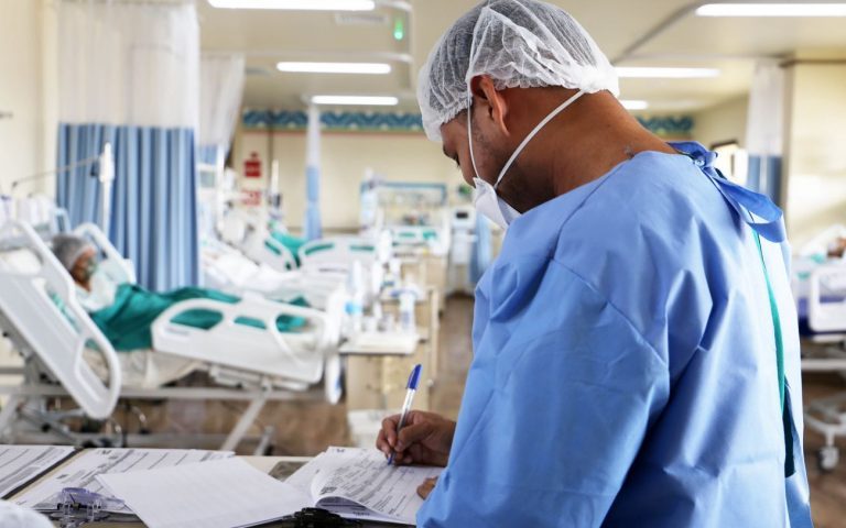 Governo de Pernambuco convoca 1.200 profissionais de saúde aprovados em seleção simplificada