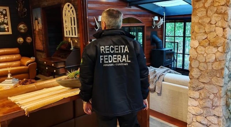 Iate, Lamborghini e helicópteros: compra de artigos de luxo levantou suspeita sobre motéis do PCC