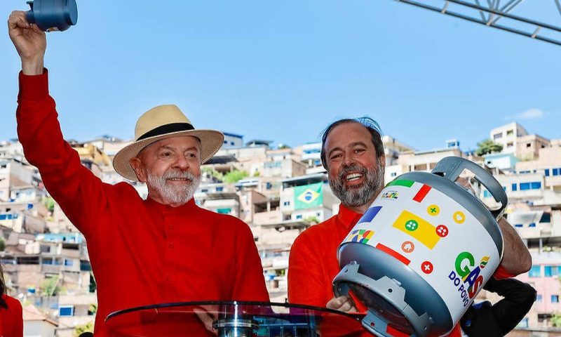Governo define preços para o botijão do programa gás do povo; veja o valor em cada região