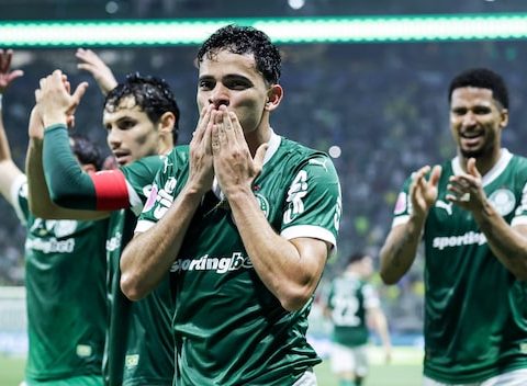 No Allianz Parque,Palmeiras goleia o Juventude e dispara na liderança do Campeonato Brasileiro