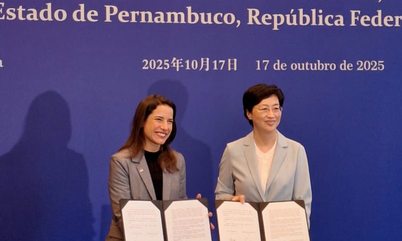 Governadora anuncia edital de bolsas de estudo em universidades chinesas