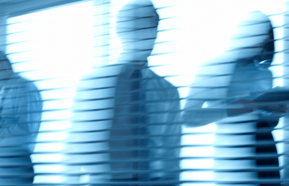 Ex-prefeito é condenado por autorizar pagamentos a pessoas mortas em PE