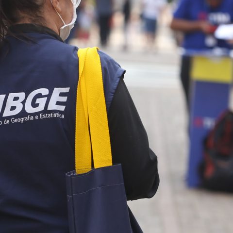 IBGE abre seleção com mais de 8 mil vagas de nível médio e salários de até R$ 4 mil