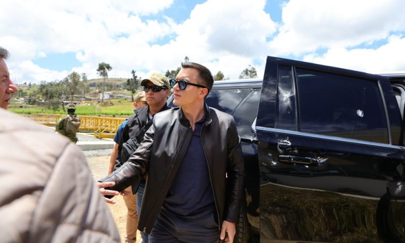 Presidente do Equador sofre tentativa de assassinato