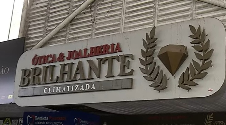 ‘La Casa de Papel’? Quadrilha leva cerca de R$ 2 milhões em joias no Centro de Teresina; gerente e família foram feitos reféns