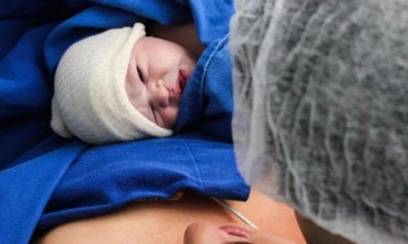 Licença-maternidade estendida sancionada por Lula: entenda as mudanças