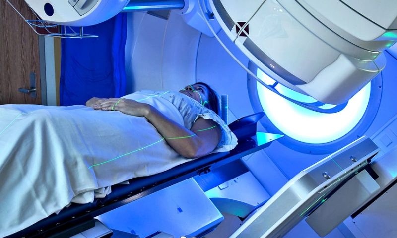 Ministério da Saúde paga auxílio de R$ 300 para pacientes de radioterapia; entenda o benefício