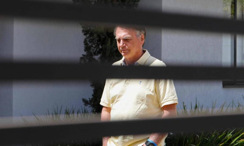 Audiência de custódia: Bolsonaro tem prisão mantida; ex-presidente alegou que teve surto ao violar tornozeleira