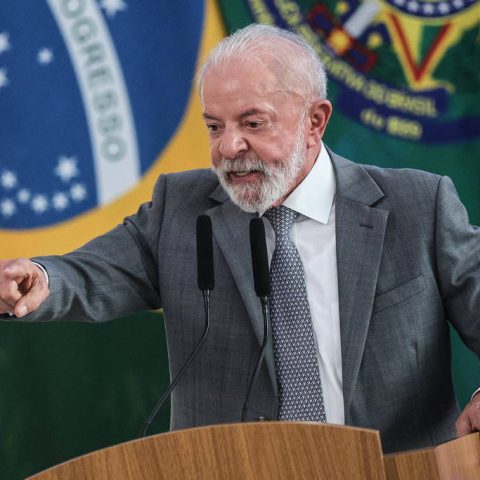 Lula sanciona orçamento  Orçamento de 2026 com superávit e veta aumento de fundos partidários