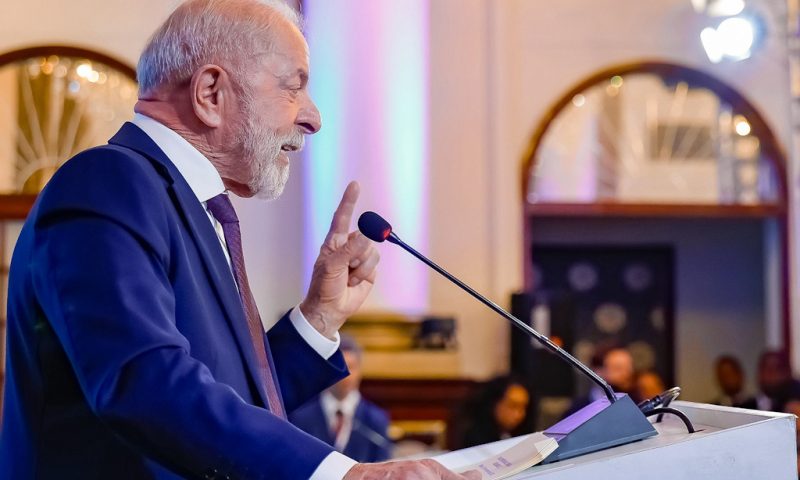 Lula diz que o Brasil não vai  exportar minerais críticos:‘‘Quem quiser vai ter que  industrializar no nosso país’’