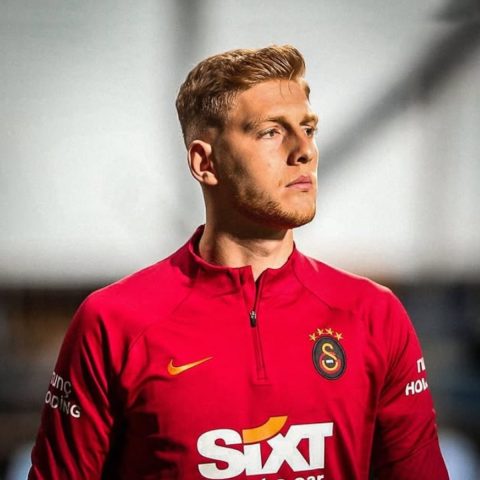 Justiça prende 29 jogadores e dirigentes de gigantes do futebol envolvidos em esquema de apostas