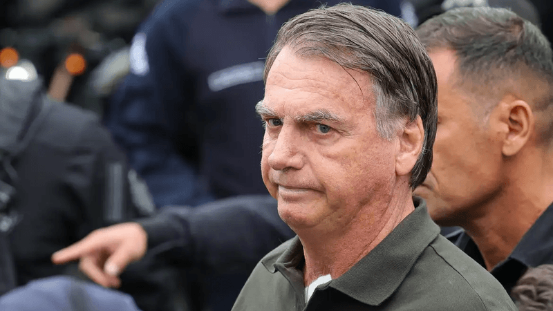 Bolsonaro é autorizado pelo STF a realizar exame de ultrassom na sede da PF para avaliar necessidade de cirúrgica