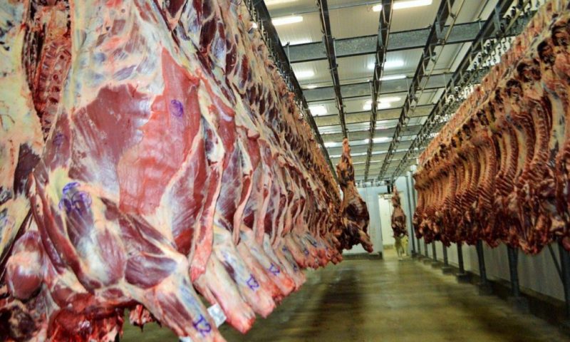 Brasil desbanca EUA e é líder mundial na produção de carne bovina