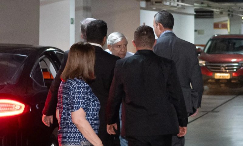 Após laudo da PF, Moraes concede prisão domiciliar ao general Heleno com uso de tornozeleira eletrônica