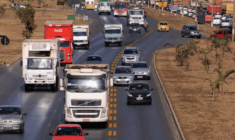 Governo federal libera R$ 6 bilhões para compra de caminhões novos e seminovos no país