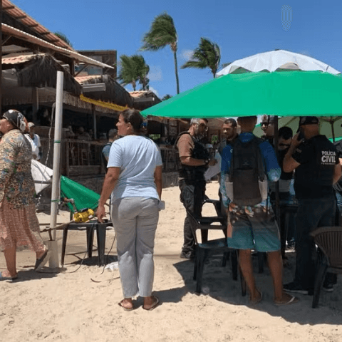 Barraca onde casal de turistas foi espancado em Porto de Galinhas é interditada pela prefeitura de Ipojuca