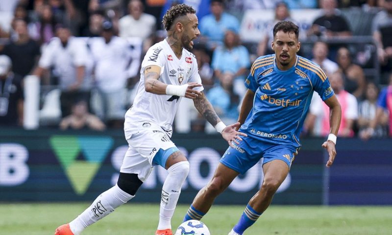 Neymar confirma cirurgia no joelho, e não garante permanência para 2026