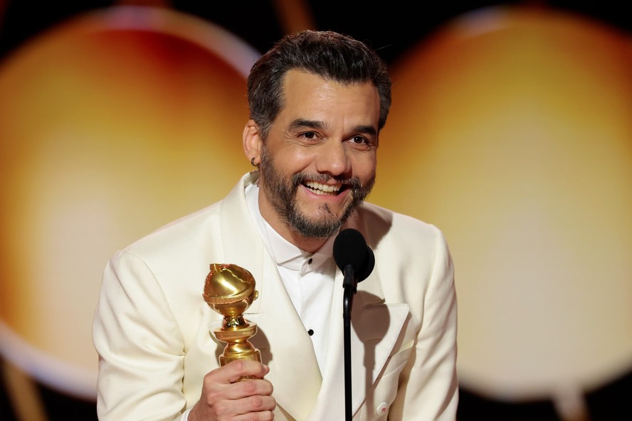 ‘Viva o Brasil, viva a cultura brasileira’,diz Wagner Moura ao vencer o Globo de Ouro de melhor ator no filme ‘O agente secreto’