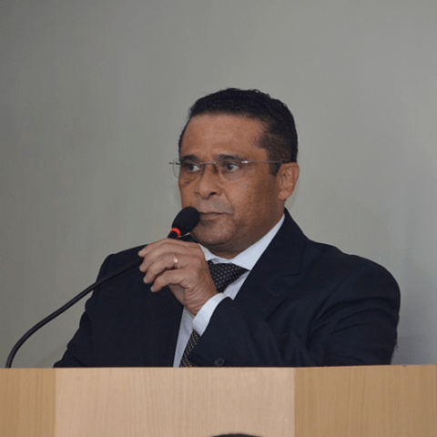 Ex-prefeito de Escada é condenado pelo TCE a devolver quase R$ 400 mil aos cofres públicos