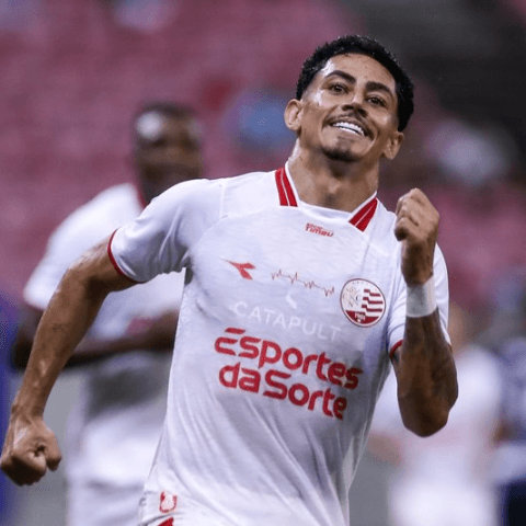 Náutico goleia Santa Cruz na Arena Pernambuco e garante vaga nas semifinais do Pernambucano