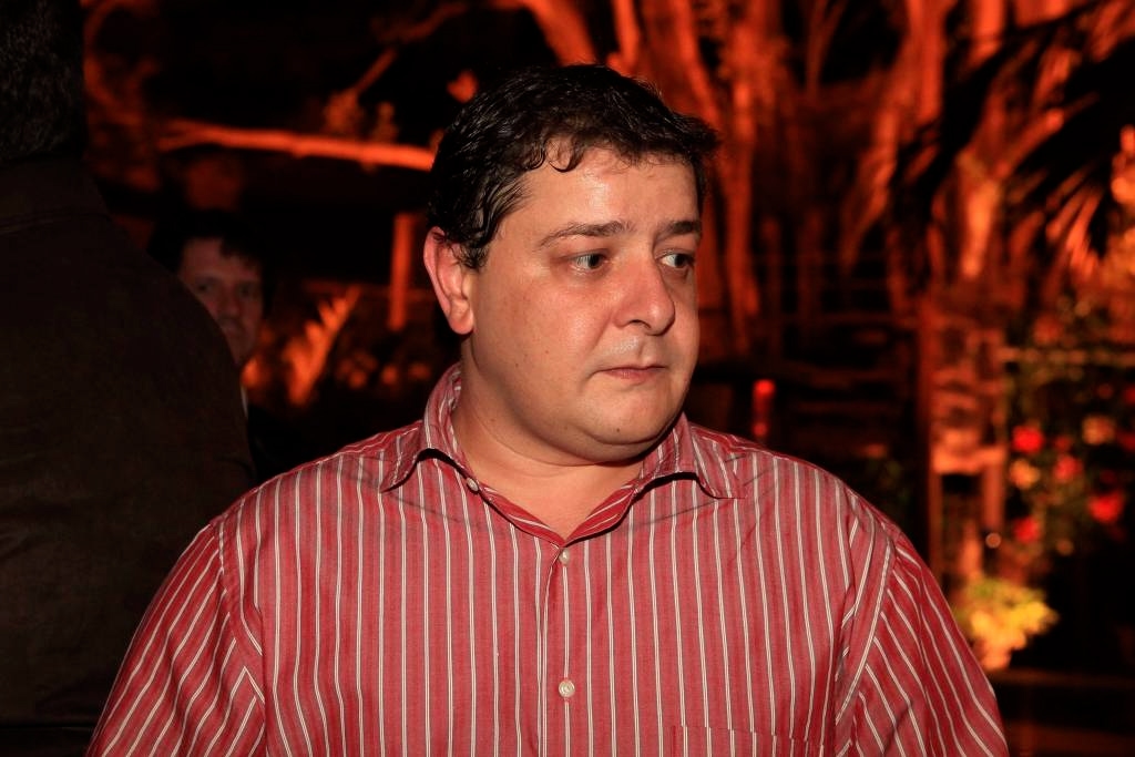 CPI aprova quebra de sigilo bancário de filho de Lula; sessão tem confusão